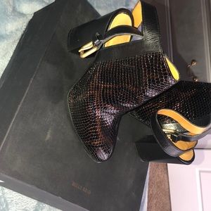 Snake skin Louis bootie